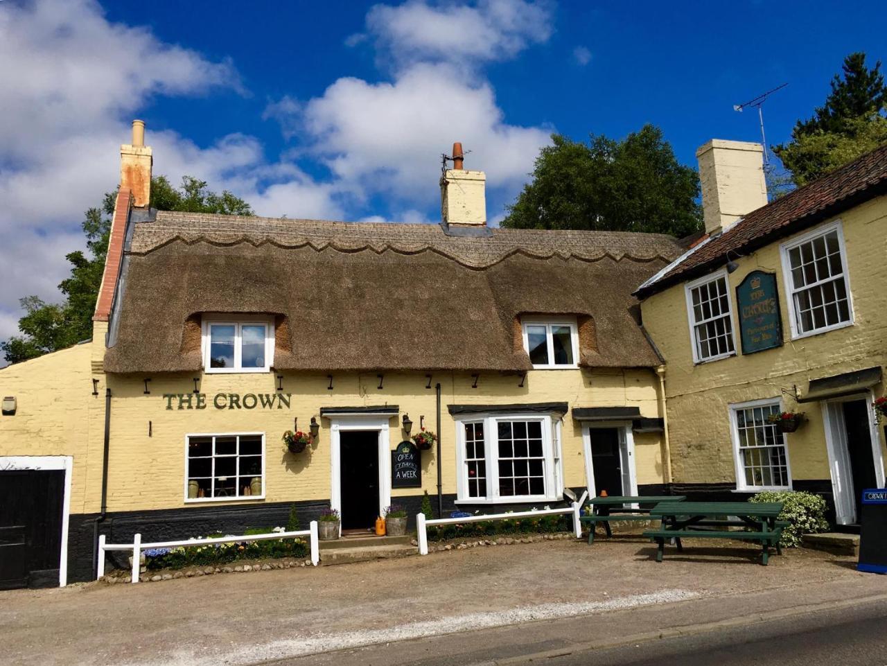 The Crown Inn Smallburgh Buitenkant foto